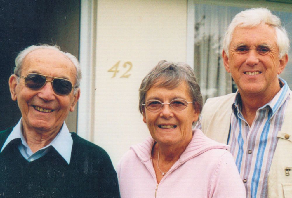 Percy and Beverly Nunn and Philip Richardson in 2004